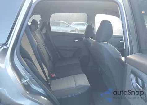 2022 Nissan Rogue Sv Intelligent Awd z USA, uszkodzony, nr VIN 5N1BT3BB7NC684952